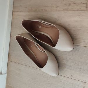 Aldo nude genuine leather flats